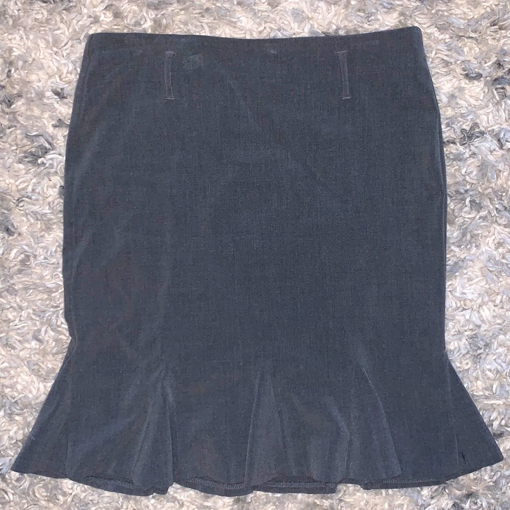 Gray Pencil Skirt With Ruffle Hem